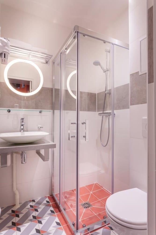 Hotel Jenner Paris Luaran gambar
