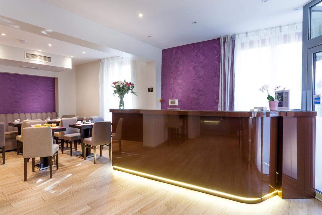 Hotel Jenner Paris Luaran gambar